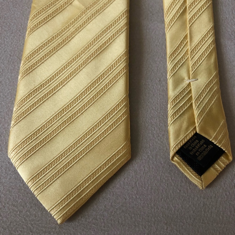 Gold Tie 100% Silk